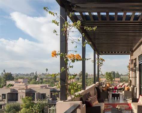 FOUR SEASONS PRIVATE RESIDENCES – PENTHOUSE OFF MARKET — 2